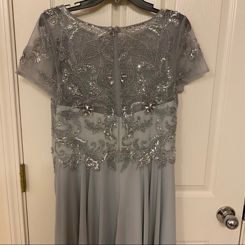XSCAPE Women's Embellished Short Sleeve Chiffon Gown in Silver - Picture 8 of 12